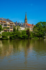 Obraz premium View of the Moselle and old town in Metz, France.