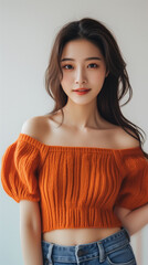 여름 반팔 니트 입은 아름다운 한국 여성