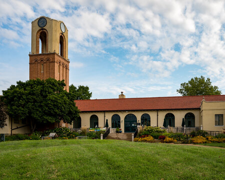 Visitor Center in Forest Park in St. Louis