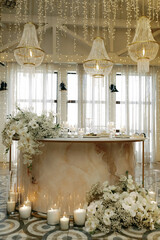 Table decorations, stylish wedding decor. Lush table settings.