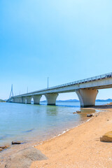 Fototapeta premium 夏の周防大橋 山口県山口市 Suo Bridge in summer. Yamaguchi Pref, Yamaguchi City.