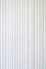 ミニマリズムな縦の白いラインパターンの縦画像