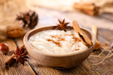 porridge, cereal with milk and cinnamon