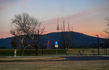 The beautiful sunset reflecting on lake burley griffin, Canberra, in the evening