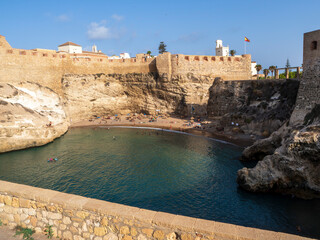 Costa con acantilados en Melilla, Espa&ntilde;a