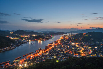 広島県尾道市の夕暮れ時