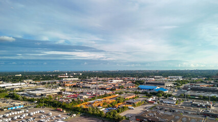 Obraz premium Aerial view of Mississauga skyline on a beautiful summer day, Ontario - Canada