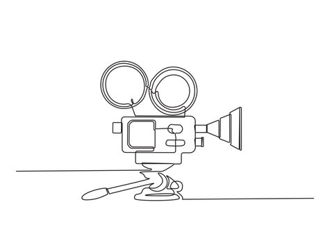 recommend clip art: Continuous one line drawing of vintage analog movie projector. Retro old classic video player line art vector illustration. Editable line vector.