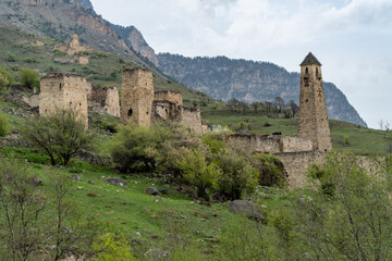 Fototapeta premium ruins of fortresses in the mountains