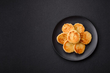 Delicious fresh sweet cheese pancakes with raisins and cinnamon