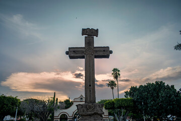 cruz, atardecer, parroquia de los santos reyes, reloj, tlajomulco, jalisco, templo de los reyes...
