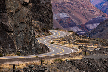 La Ruta Nacional 7 «Carretera Libertador General San Martín» ​ es una carretera argentina, que...
