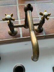 Kitchen sink faucet