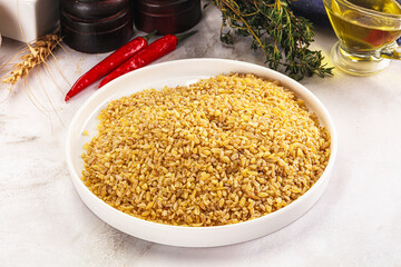 Dry wheat bulgur fow cooking