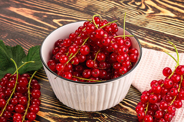 Ripe and juicy red currants berry
