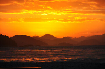 Obraz premium Sunrise Copacabana Beach - rio de Janeiro 