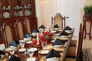 Holiday table