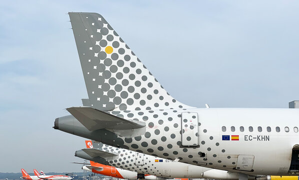 Vueling Airlines Airbus A320 Tail