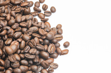 Brown roasted coffee beans seeds isolated  coffee bean isolate  white background  bean isolated on white