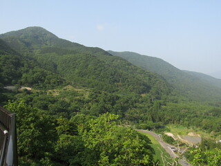 大分県由布市、狭霧台から眺めた雄大な由布岳