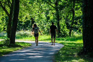 Walking or cycling on the cycle paths in the southwest of France