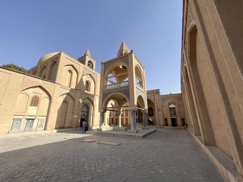 Glockenturm im armenischen Viertel Dschulfa, Vank Kathedrale, Isfahan, Iran, 2022