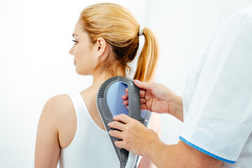 Advanced SIS electromagnetic therapy for fast fracture recovery and joint blockage relief. Ideal...