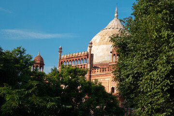 Sander jung (jang) Tomb in Delhi, India. The tomb is a sandstone and marble mausoleumI and itt was built in 1754 in the late Mughal Empire style for Nawab Safdarjung.