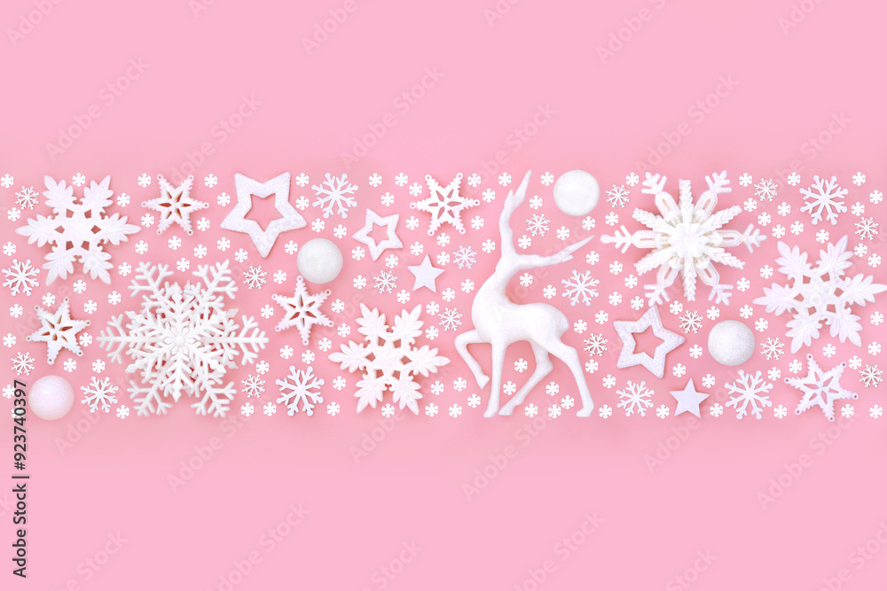 Wall mural north pole christmas eve white reindeer snowflake star bulb magical banner pattern on pink backgroun