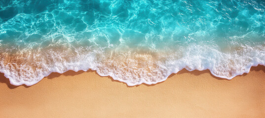 Fototapeta premium Light Blue Ocean and Sandy Shore