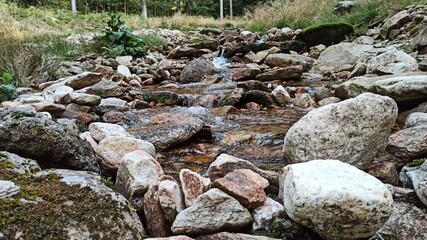 Górski potok.  © WalDec