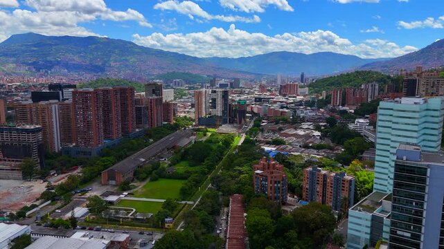 Video a&eacute;reo sobre la ciudad de Medell&iacute;n, Colombia