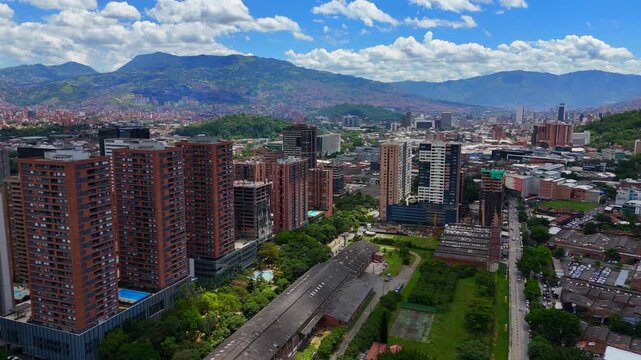 Video a&eacute;reo sobre la ciudad de Medell&iacute;n, Colombia