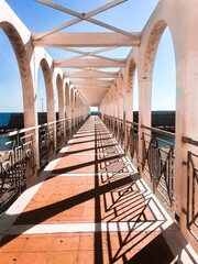 Obraz premium Ponte sul mare.