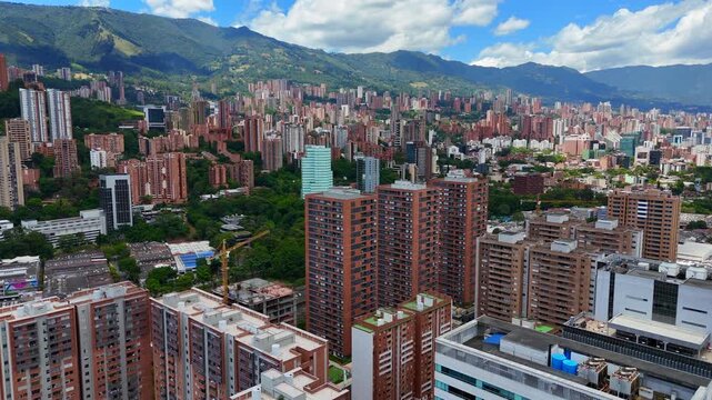 Video a&eacute;reo sobre la ciudad de Medell&iacute;n, Colombia