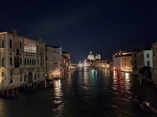 Fototapeta premium grand canal city by night
