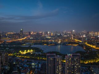 Obraz premium Skyline view of Wuhan City landmark