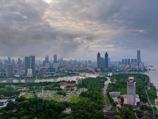 Obraz premium Skyline view of Wuhan City landmark