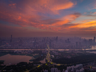 Naklejka premium Skyline view of Wuhan City landmark