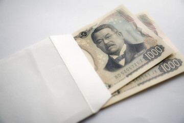 封筒に入った新紙幣2024千円札