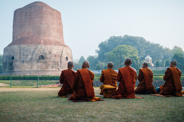 Buddhist temple Sarnath stupa