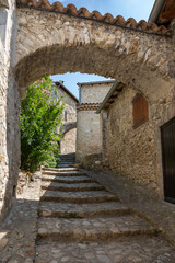 Village perch&eacute; de la Dr&ocirc;me, Mirmande