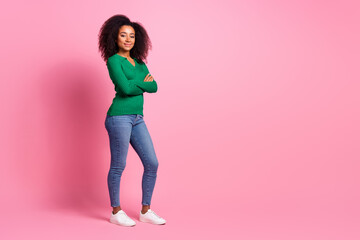 Full length photo of lovely young lady crossed hands confident dressed stylish green garment isolated on pink color background