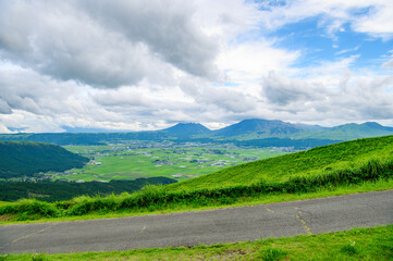 Naklejka premium 阿蘇国立公園 大観峰からの一望
