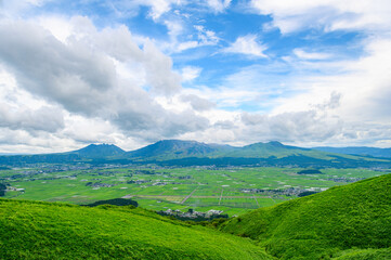 Fototapeta premium 阿蘇国立公園 大観峰からの一望