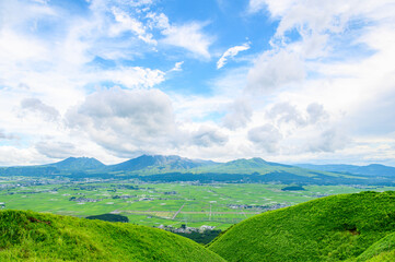 Obraz premium 阿蘇国立公園 大観峰からの一望