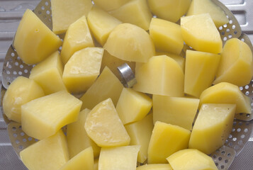 steamed potato wedges