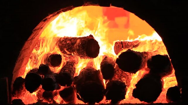 I filmed the traditional process of making Korean pottery.