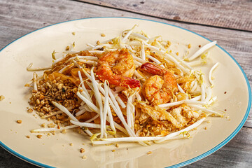 Pad thai - noodle with shrimps
