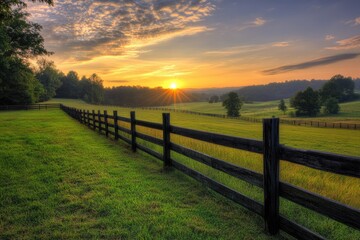Obraz premium Tennessee Farm Sunrise. Beautiful Landscape with Field, Fence, and Sky